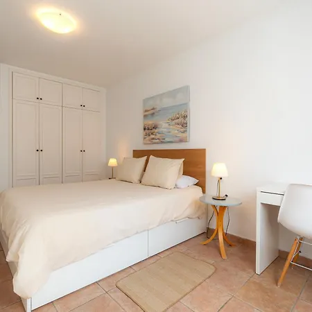 Cozy House בית נופש *