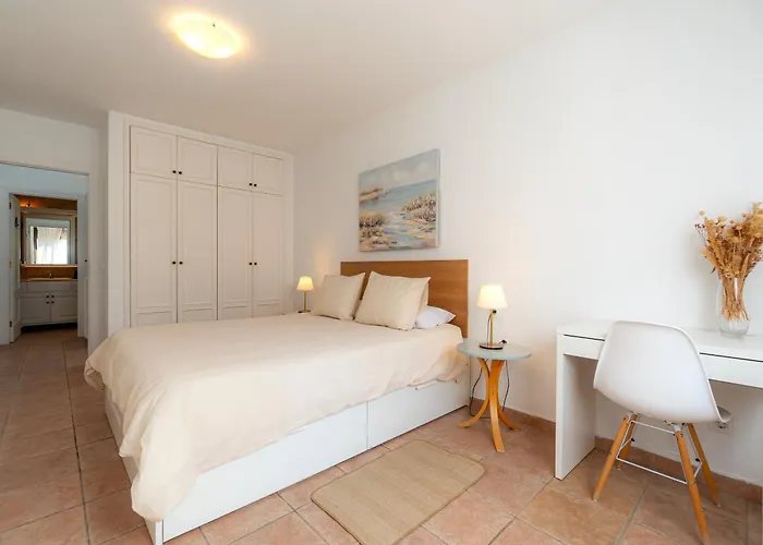 Cozy House בית נופש *