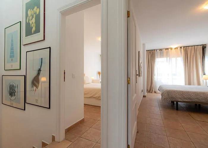 Cozy House אל מדאנו